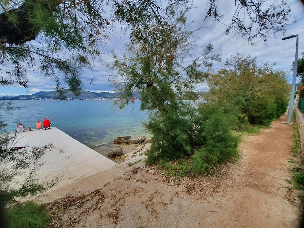 Penthouse Duplex Nina - Seaview 250M To Beach And Restaurants - Free Parking - Trogir And Ciovo - 15 Minutes To Airport Apartment Croatia