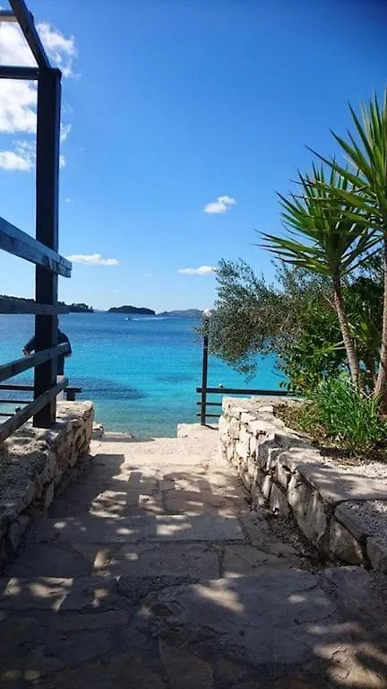 Penthouse Duplex Nina - Seaview 250M To Beach And Restaurants - Free Parking - Trogir And Ciovo - 15 Minutes To Airport Apartment