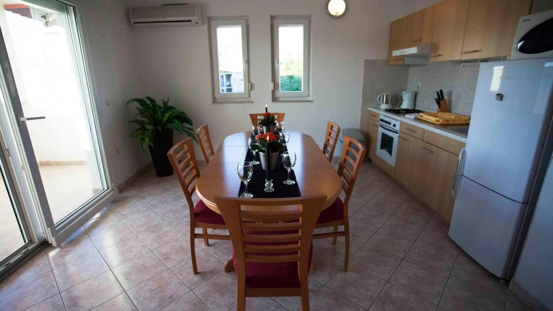 Penthouse Duplex Nina - Seaview 250M To Beach And Restaurants - Free Parking - Trogir And Ciovo - 15 Minutes To Airport Apartamento Croácia