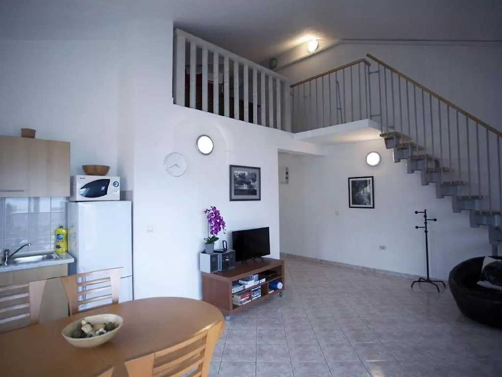 Penthouse Duplex Nina - Seaview 250M To Beach And Restaurants - Free Parking - Trogir And Ciovo - 15 Minutes To Airport Apartment
